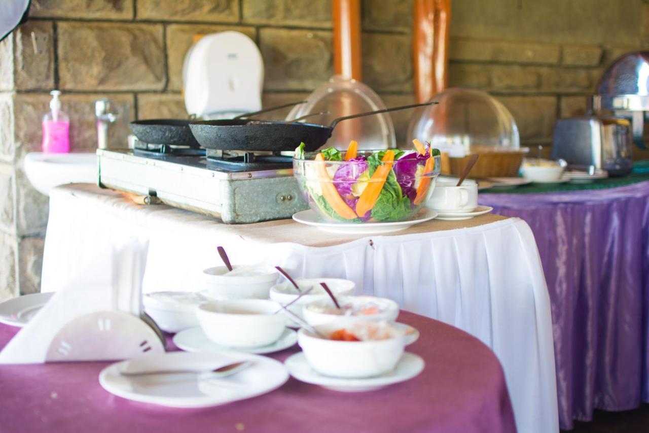 Burch'S Resort Naivasha Camping Bagian luar foto